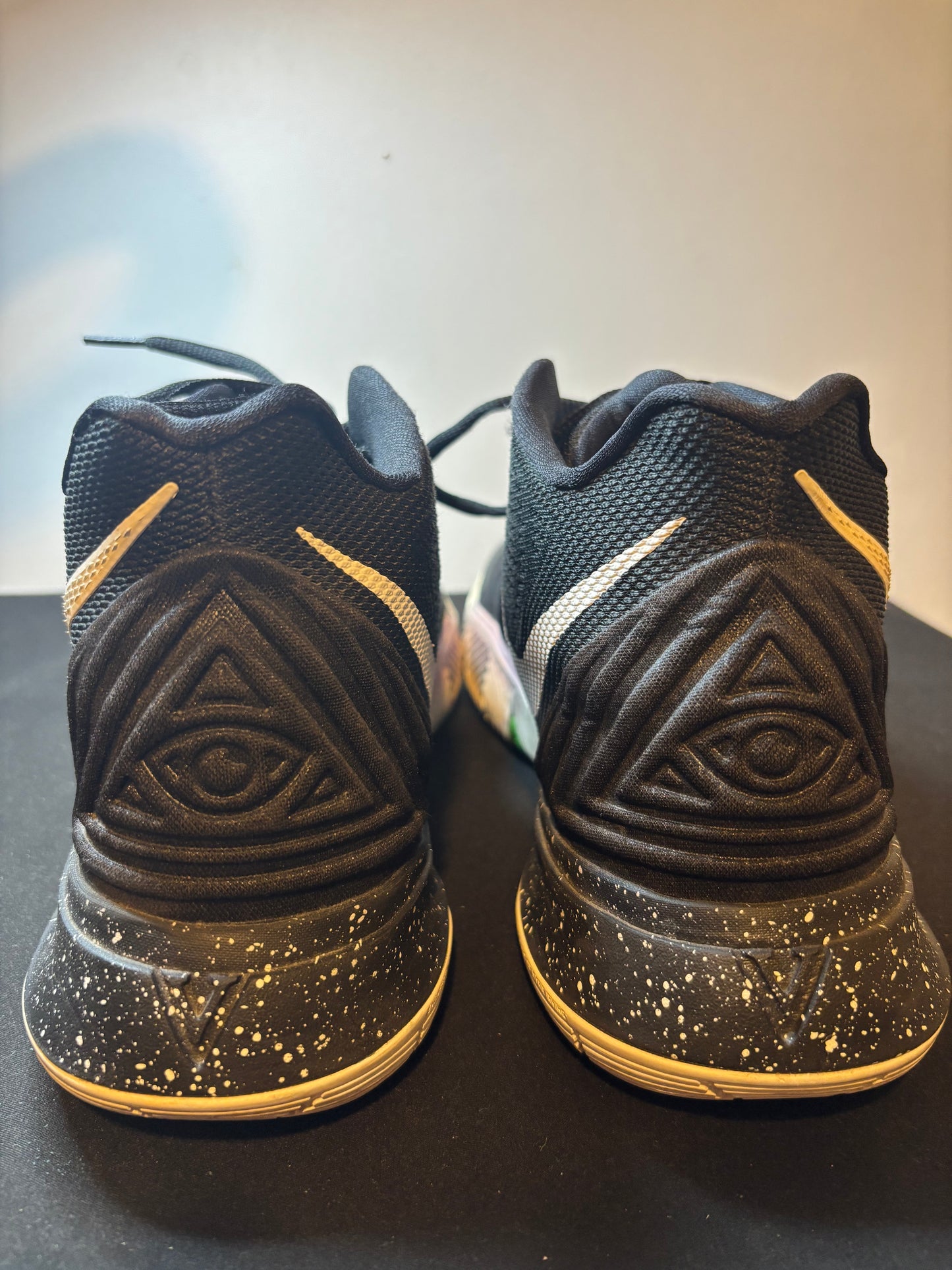 Nike Kyrie 5 “Black Magic”
