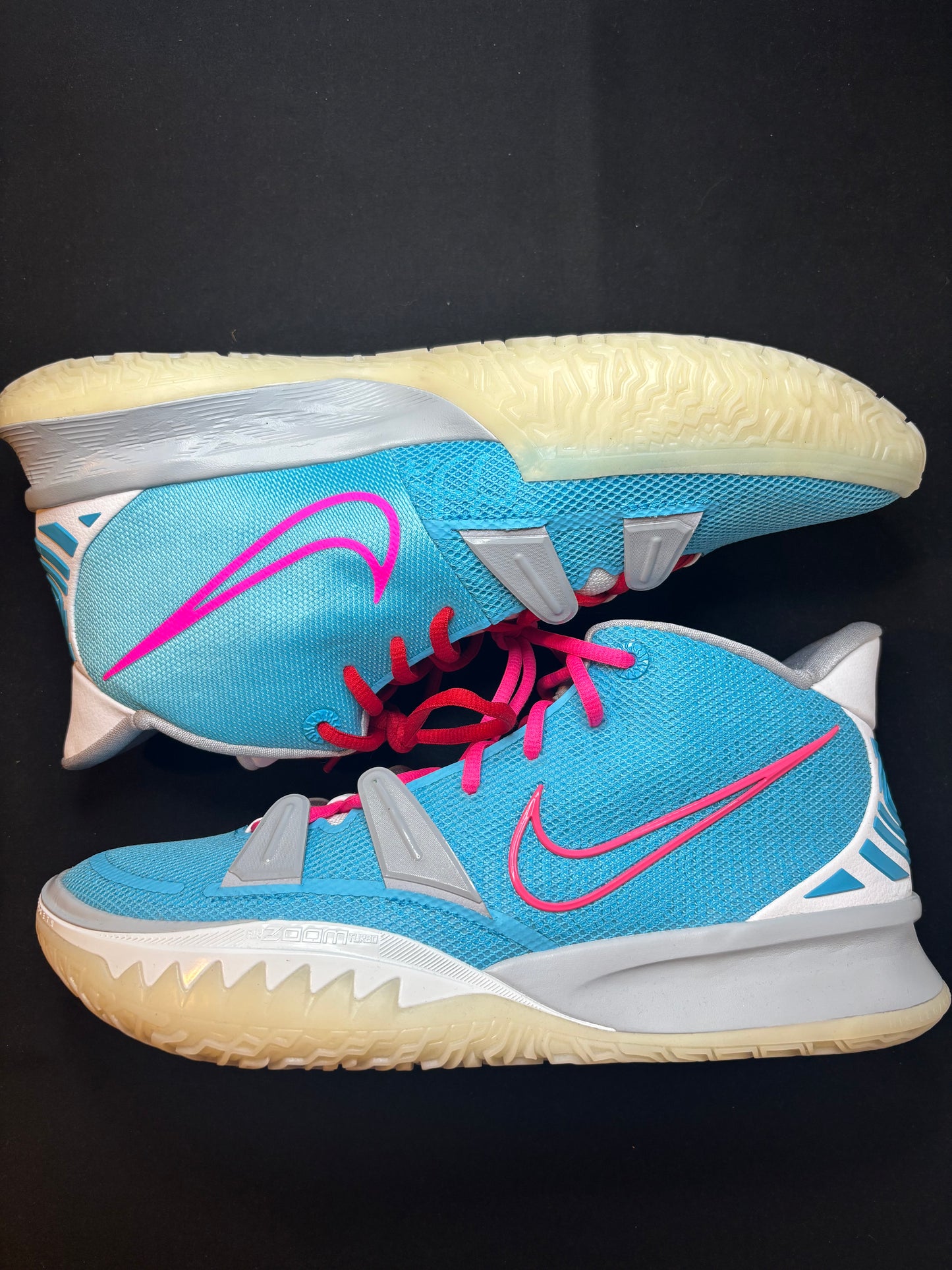 Nike Kyrie 7 ‘Nike ID” Bubblegum