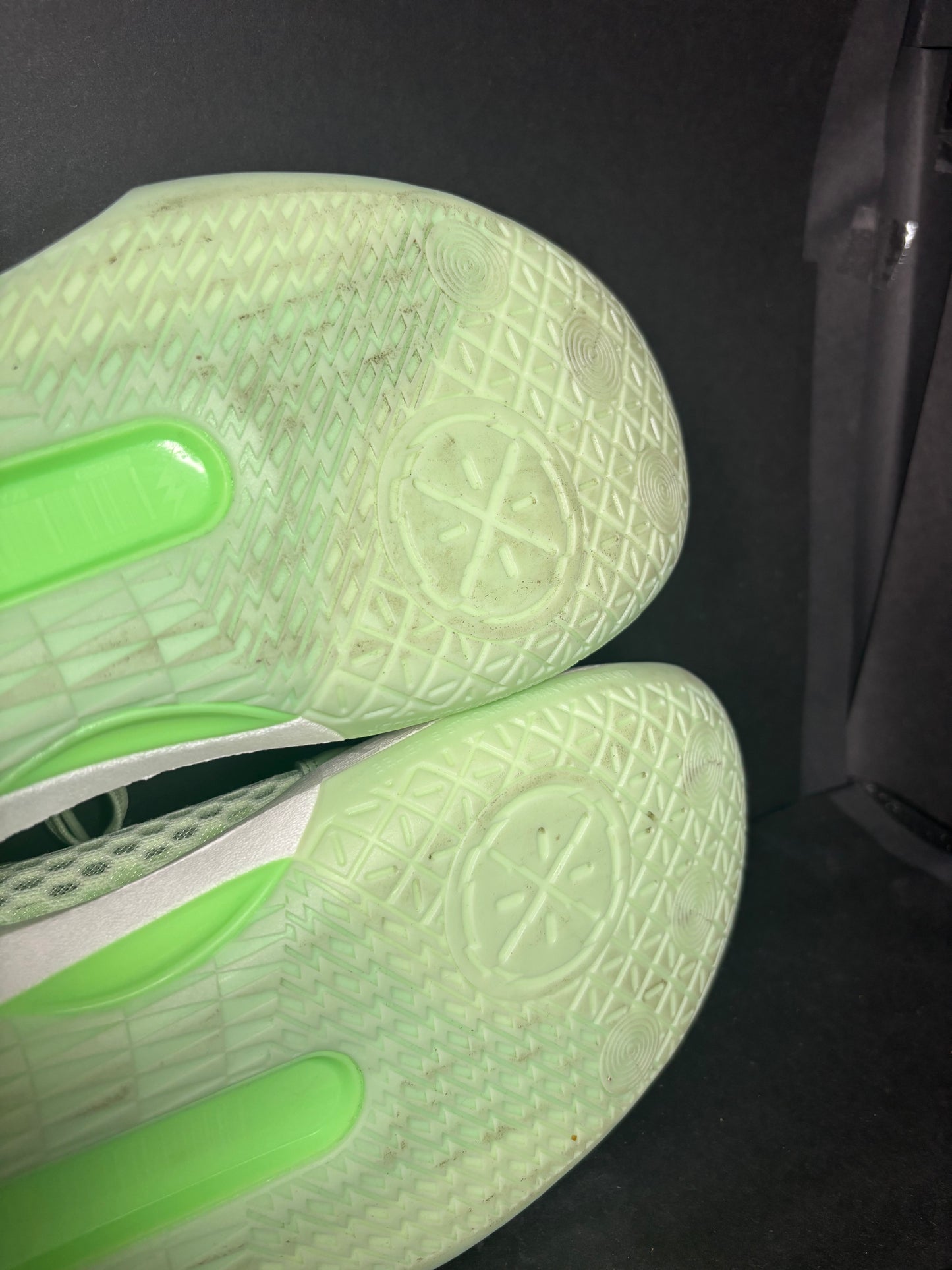 👟 Li-ning Wow Encore 12 ‘Avocado’