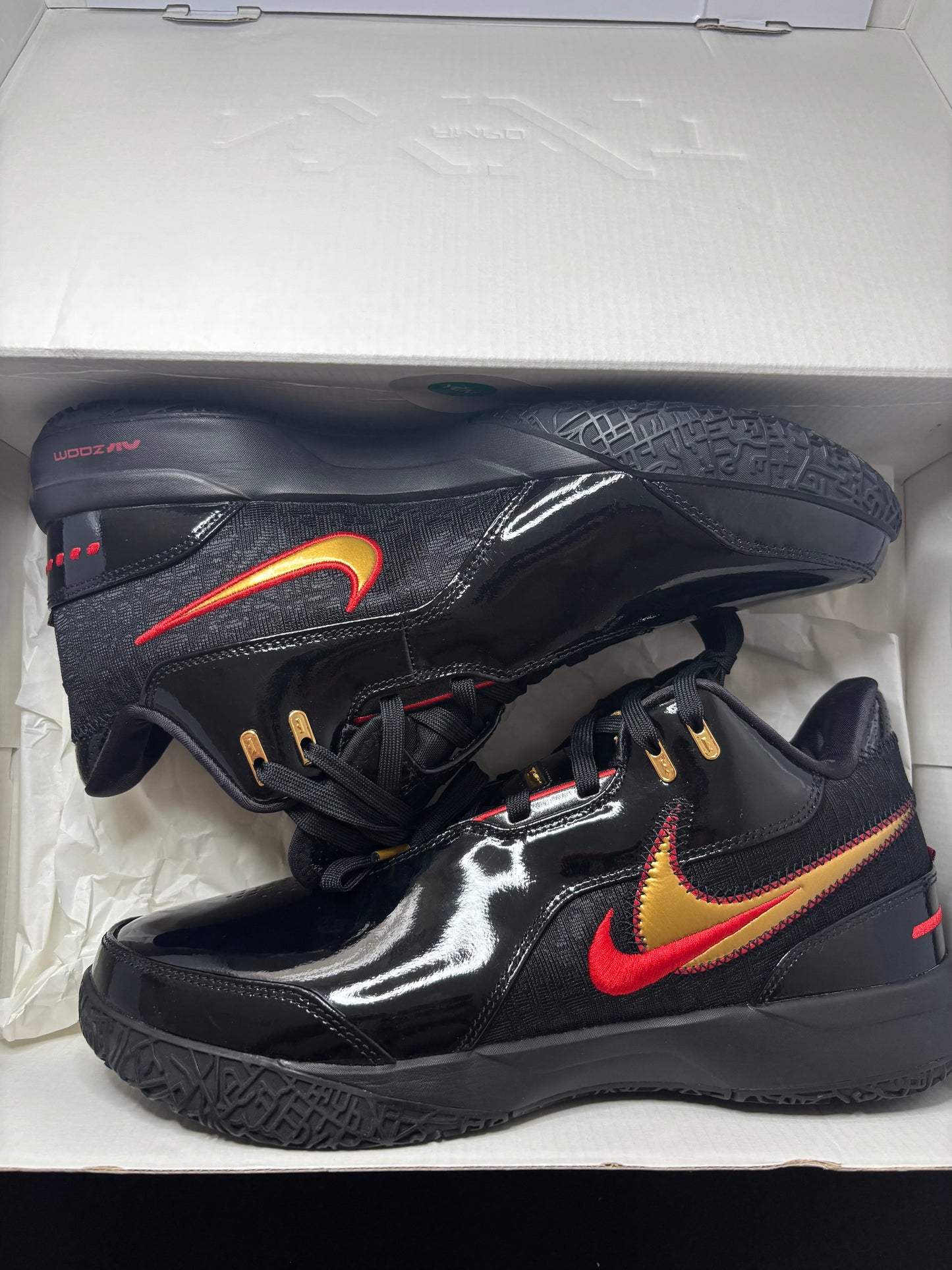 Nike Lebron Nxxt gen “Black Red”