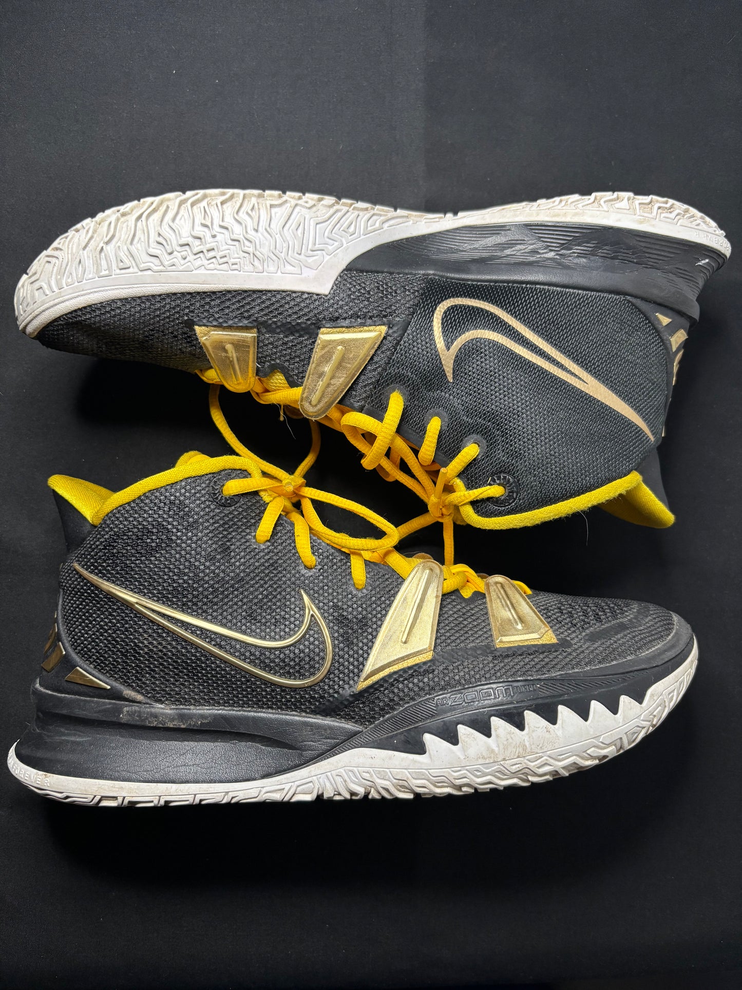 Nike Kyrie 7 “Nike ID Black&Yellow”