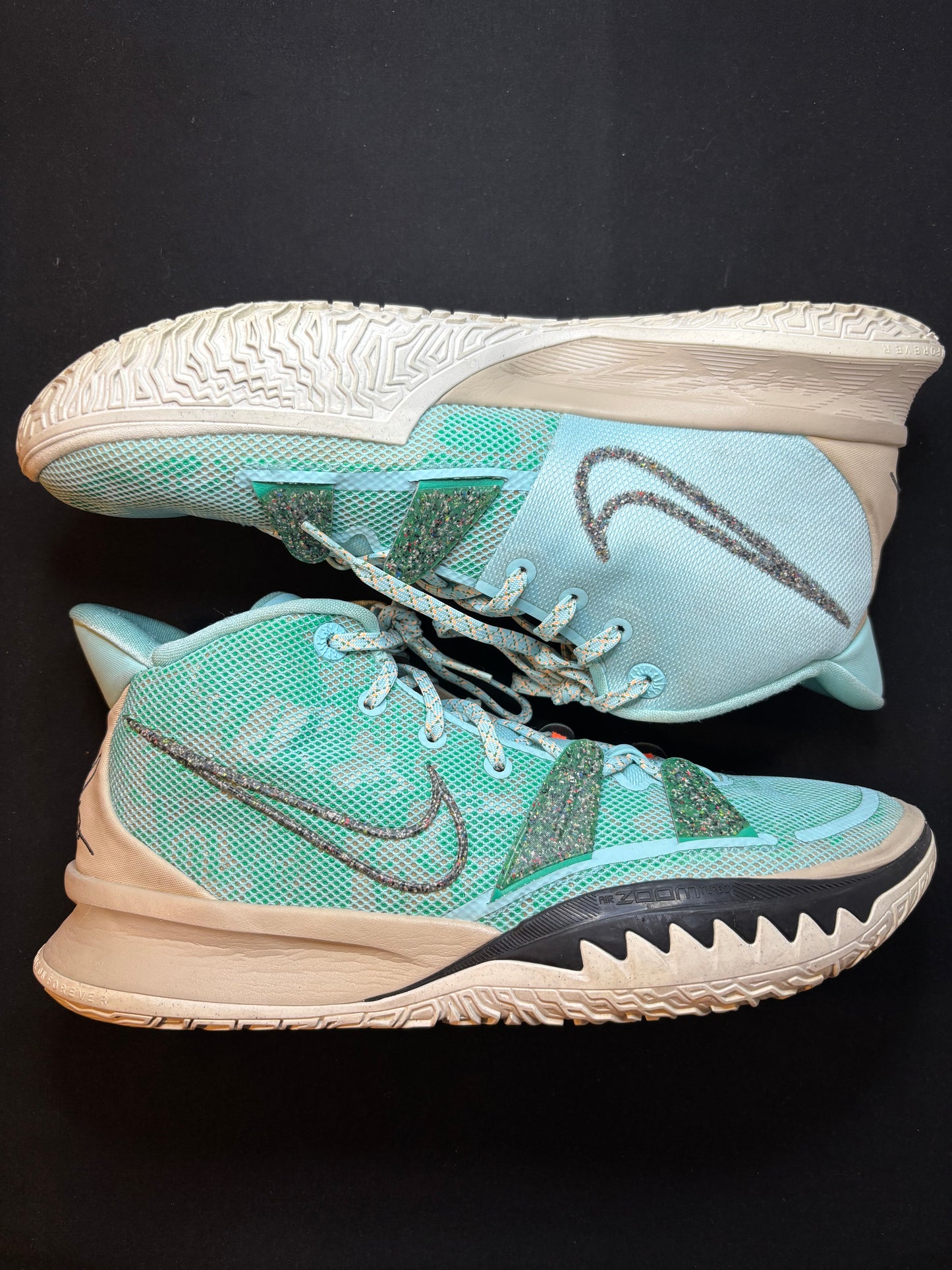 Nike Kyrie 7 “Copa”