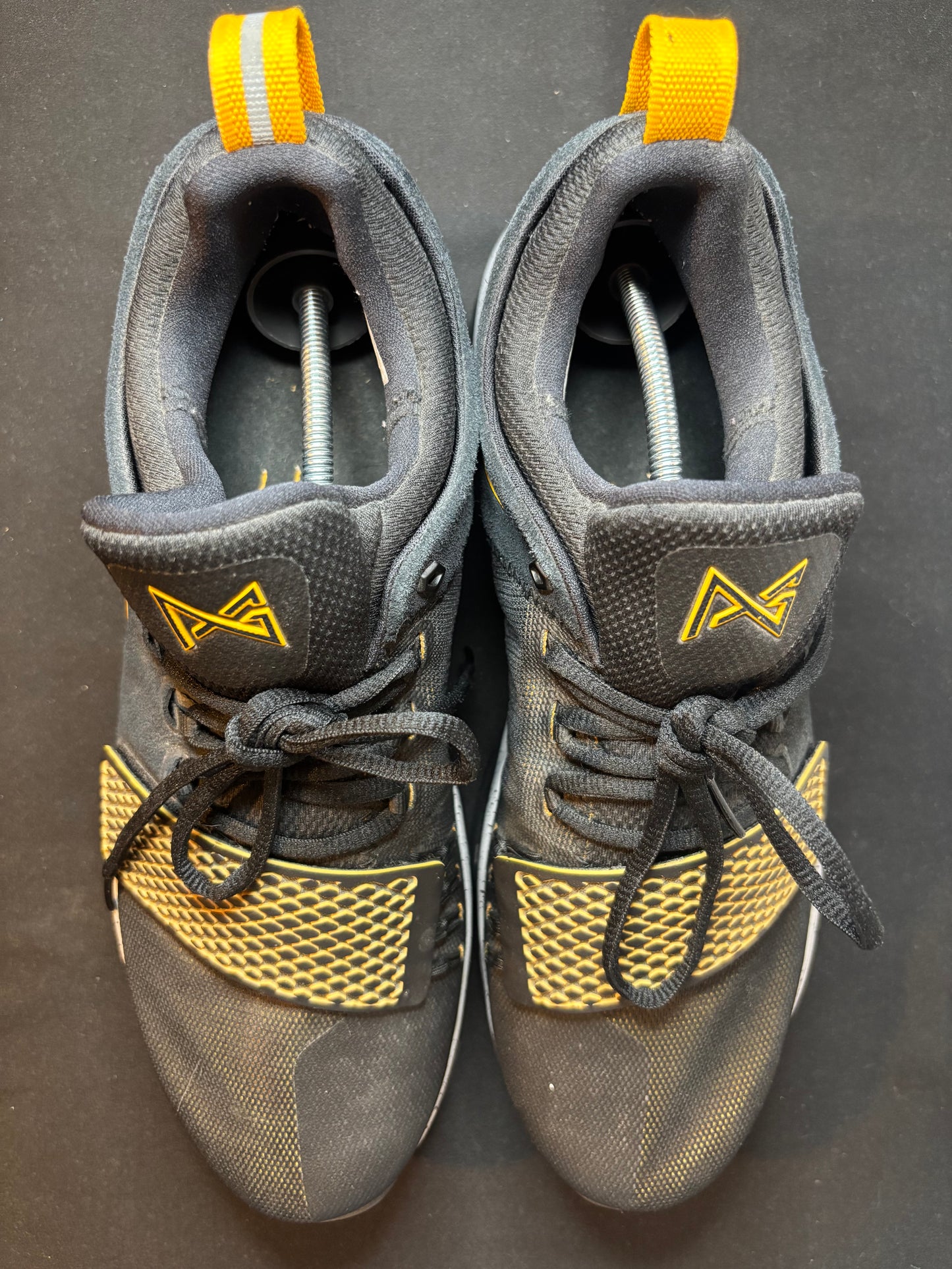 Nike PG 1 “University Gold”