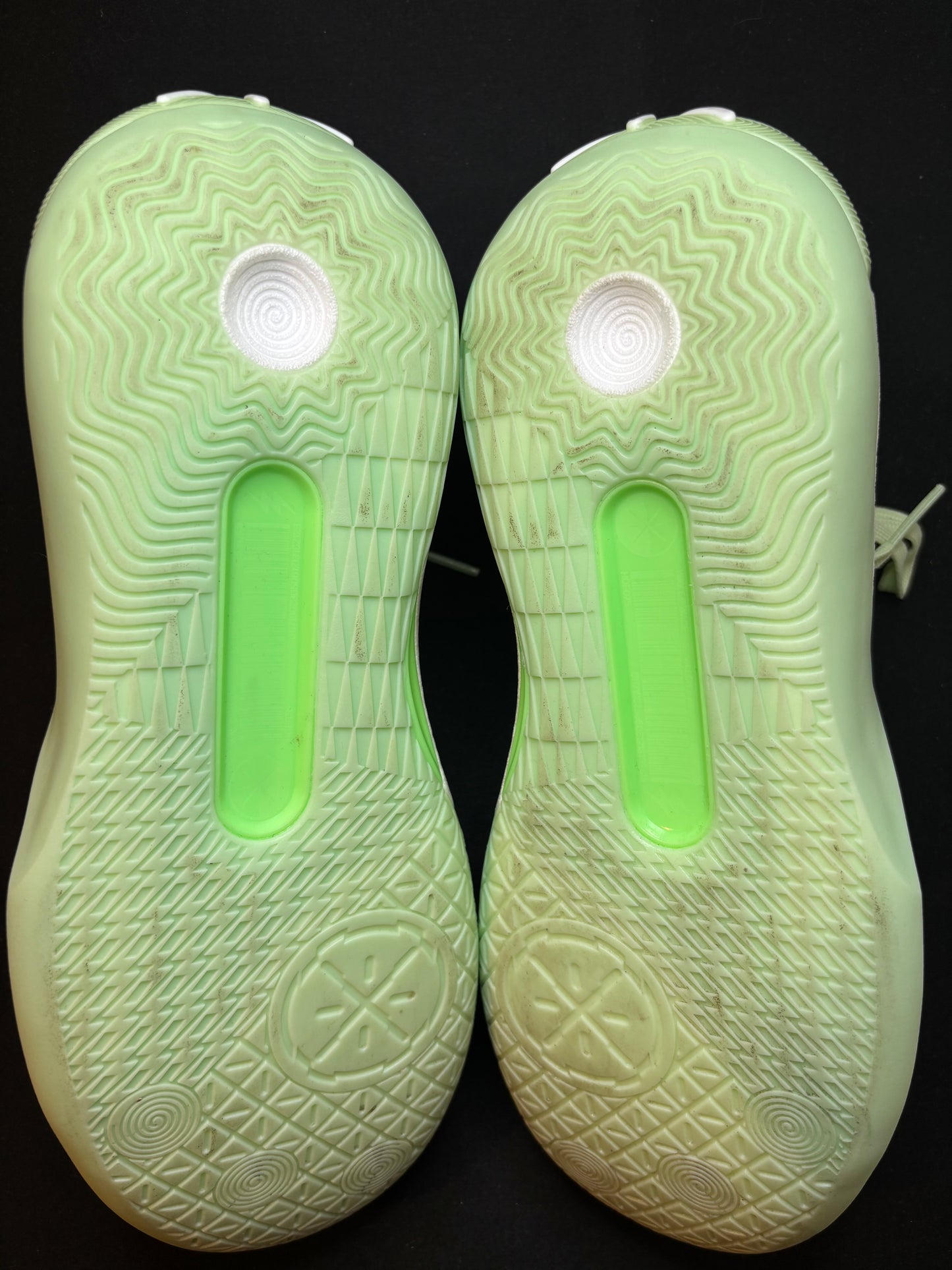 Li-Ning WOW Encore 12 “Avacado
