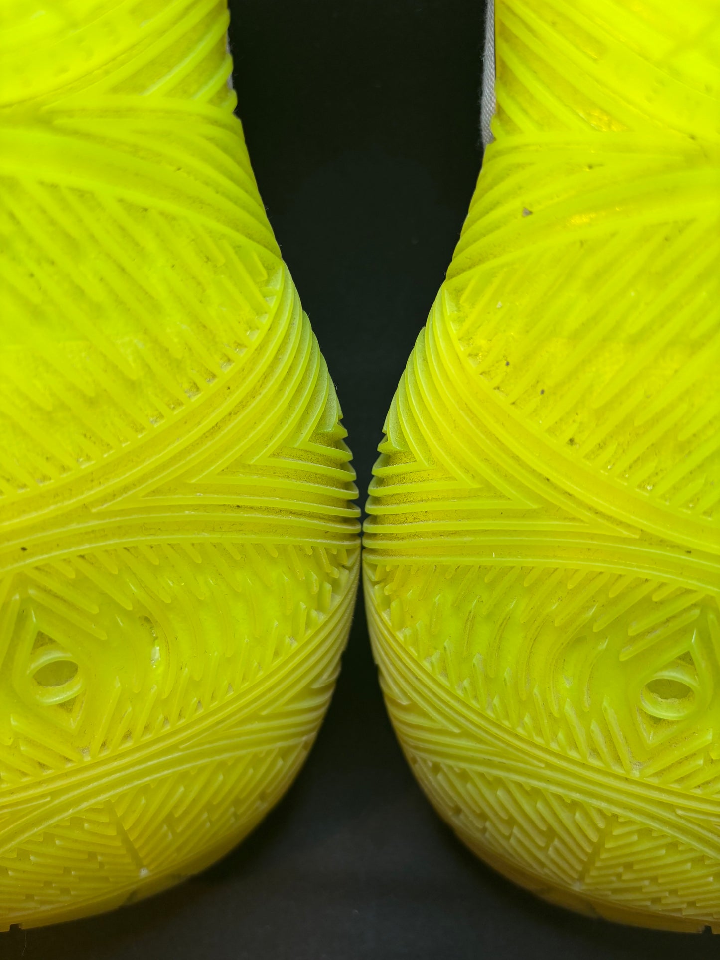Nike Kyrie 5 “Rokit”