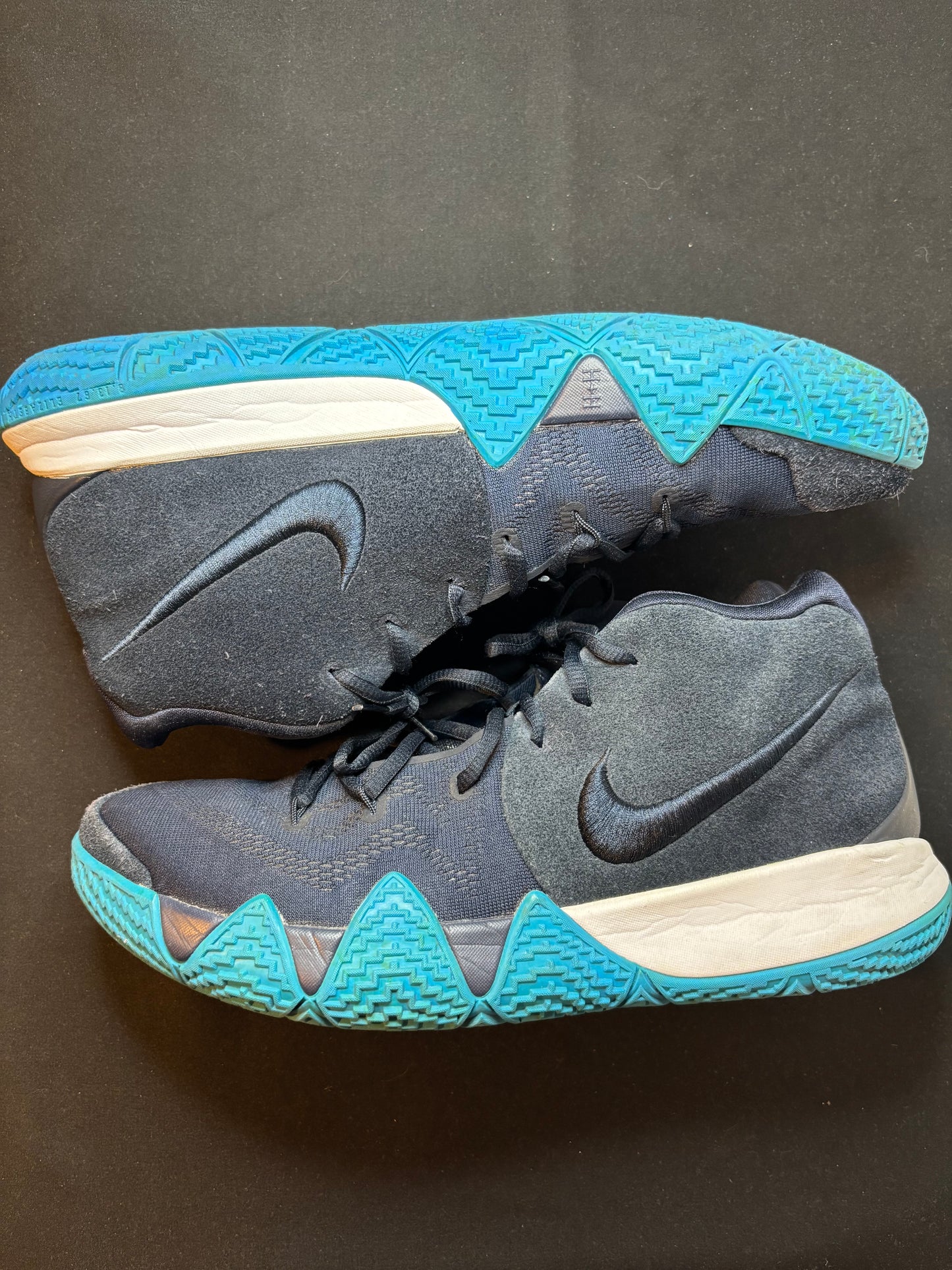 Nike Kyrie 4 “Dark Obsidian