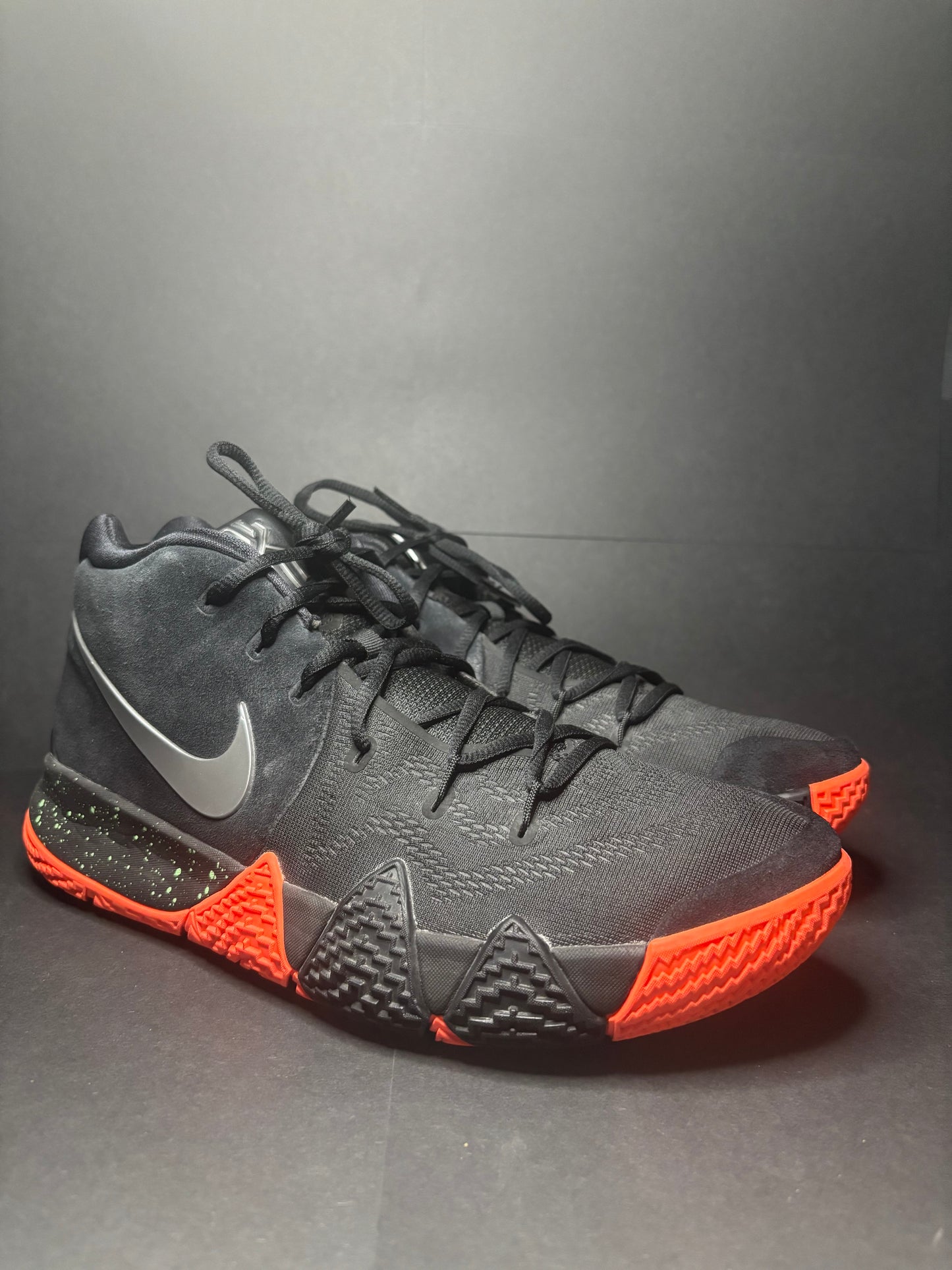 Nike Kyrie 4 ‘Black Silver Orange’