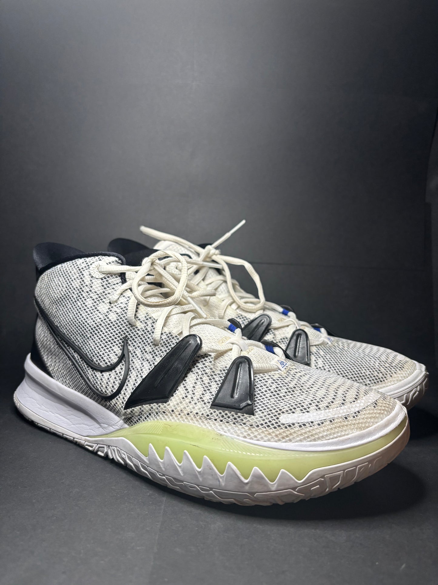 Nike Kyrie 7 ‘Brooklyn Beats’