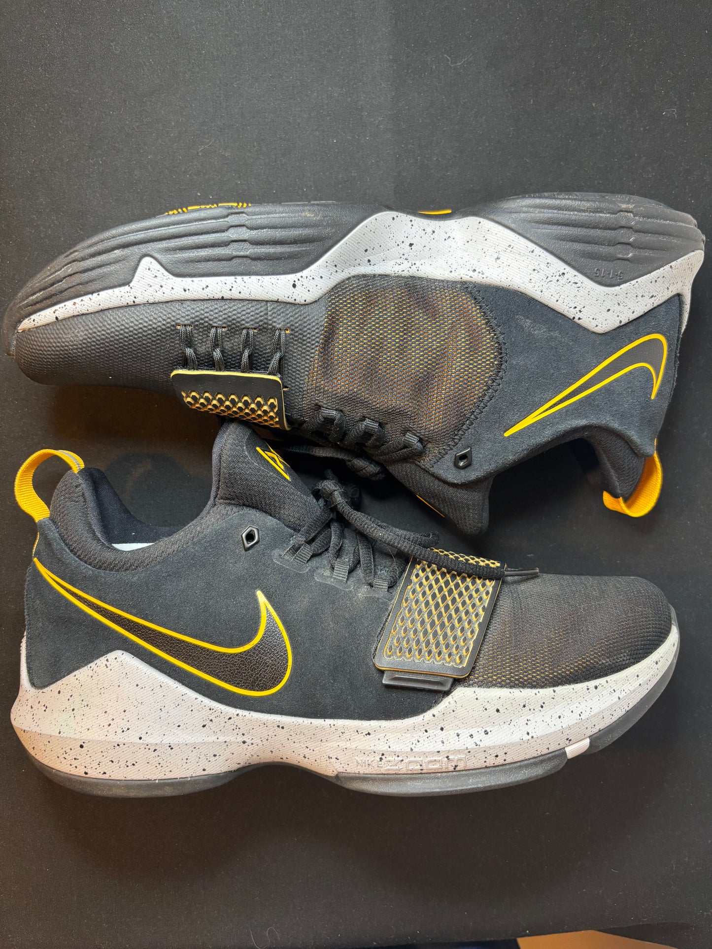 Nike PG 1 “University Gold”