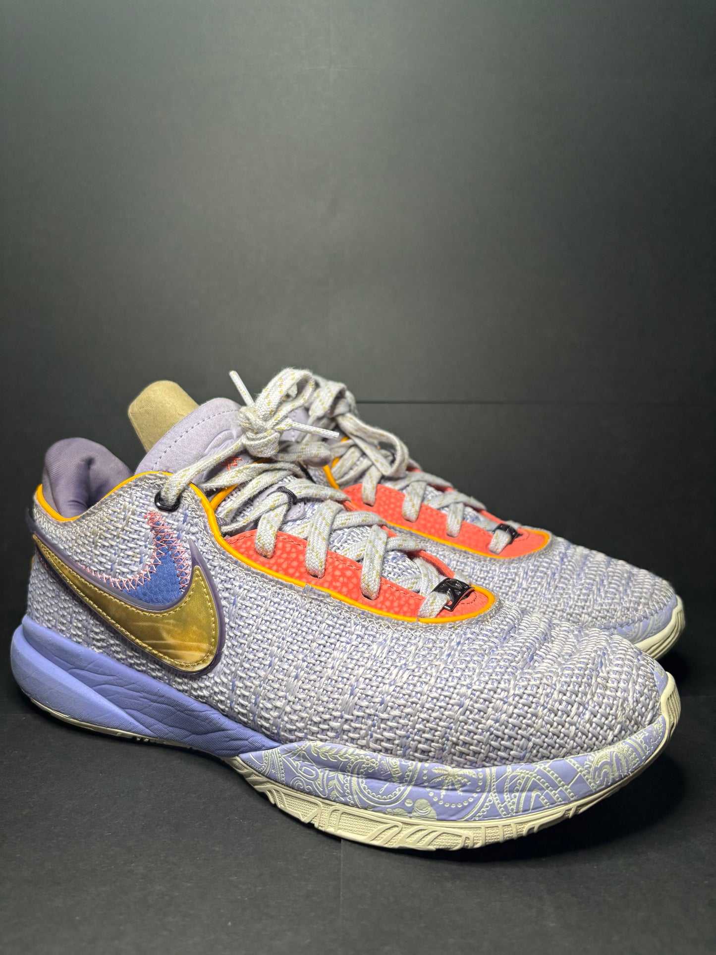 Nike Lebron 20 ‘Violet Frost’