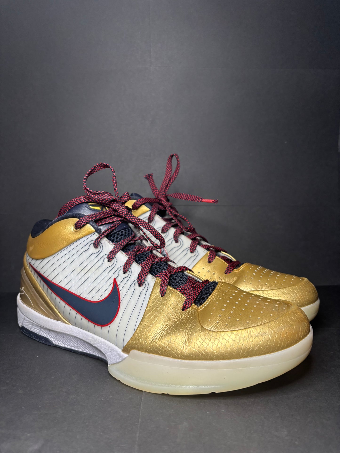 Nike Kobe 4 ‘Gold Medal’