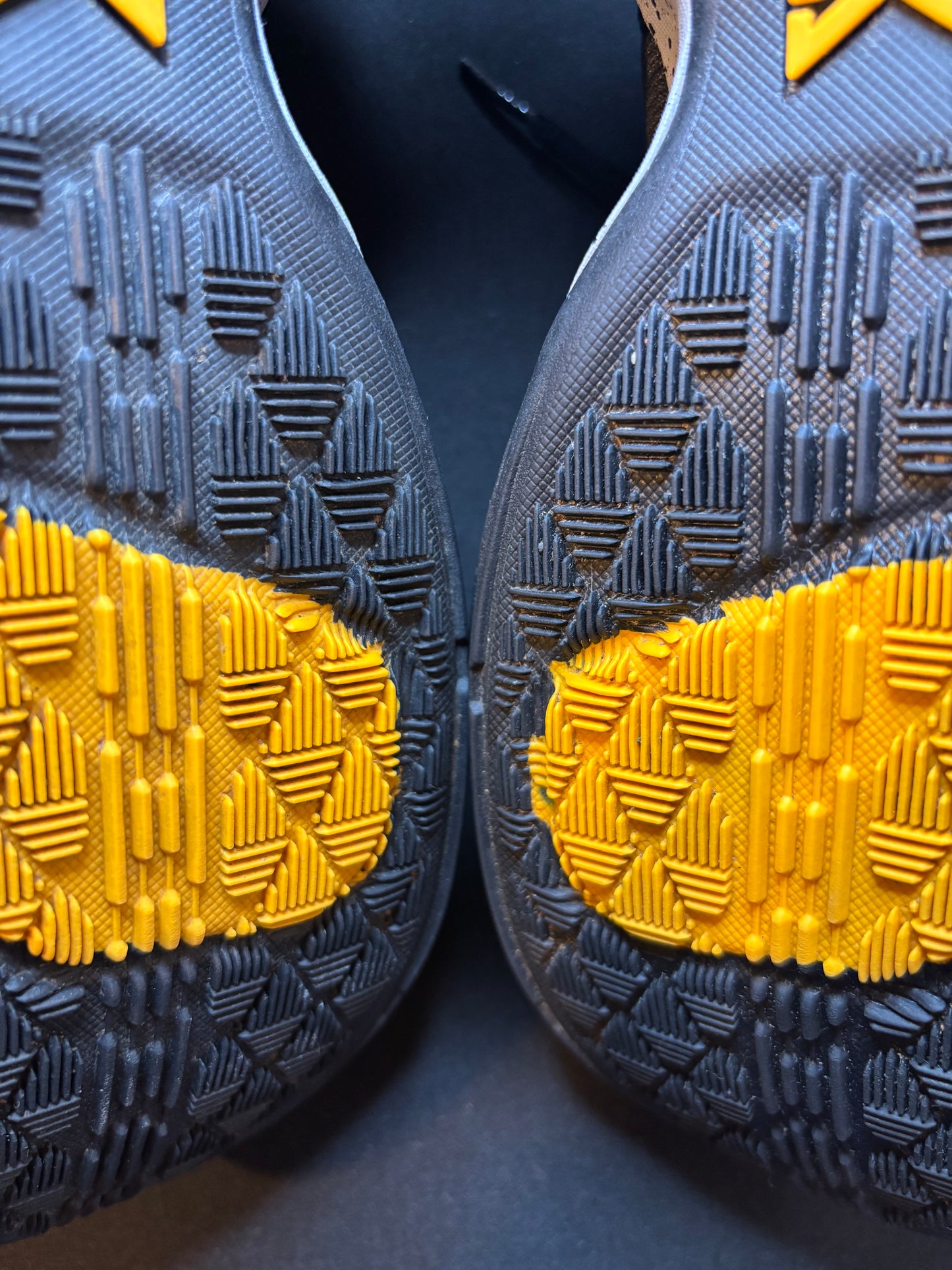 Nike PG 1 “University Gold”